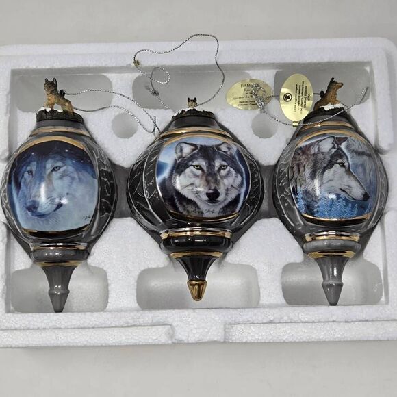 BRADFORD EDITIONS VOICES OF THE WILDERNESS SET 6 3 X WOLF 3D CHRISTMAS ORNAMENT - Picture 1 of 6